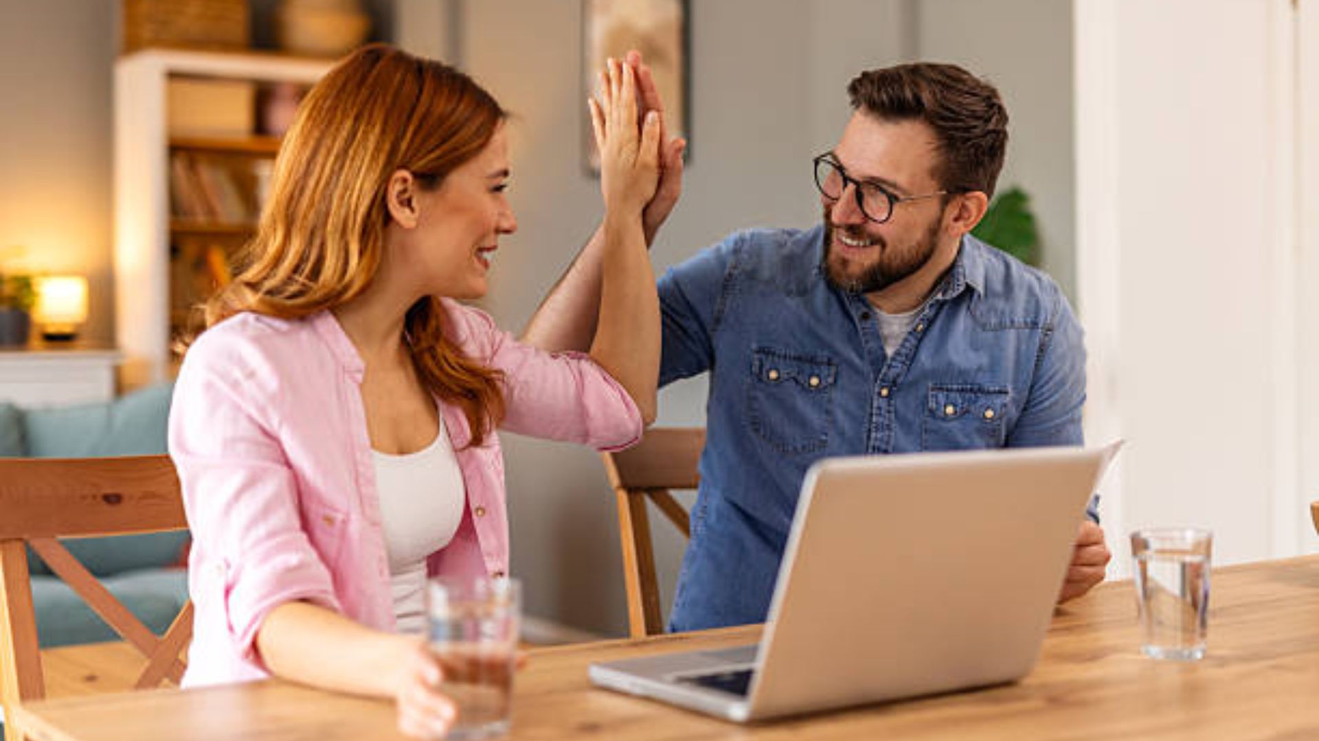 A couple embracing the growth mindset approach to strengthen their relationship.